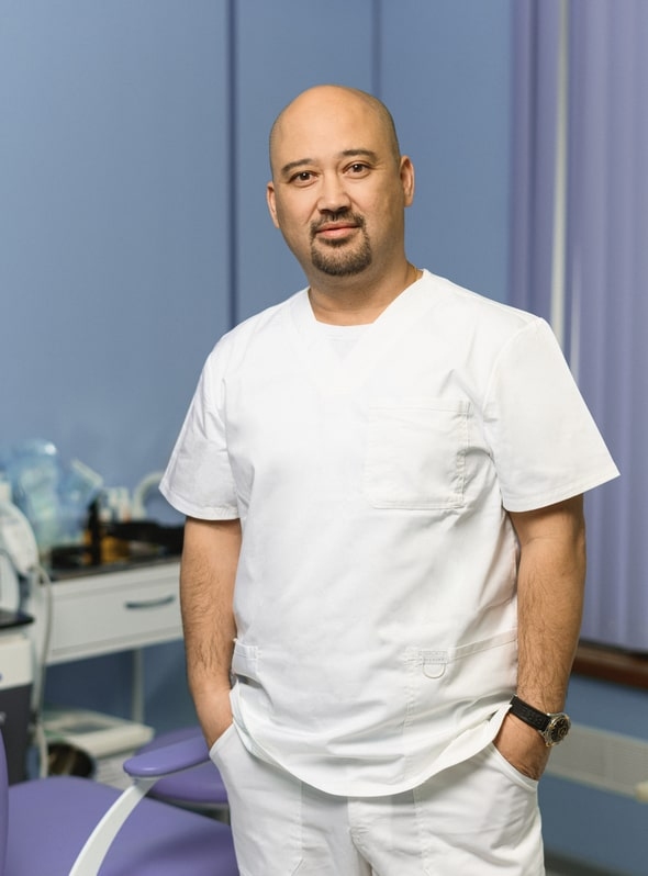 Стоматолог-ортопед Леви Соломон Абрамович